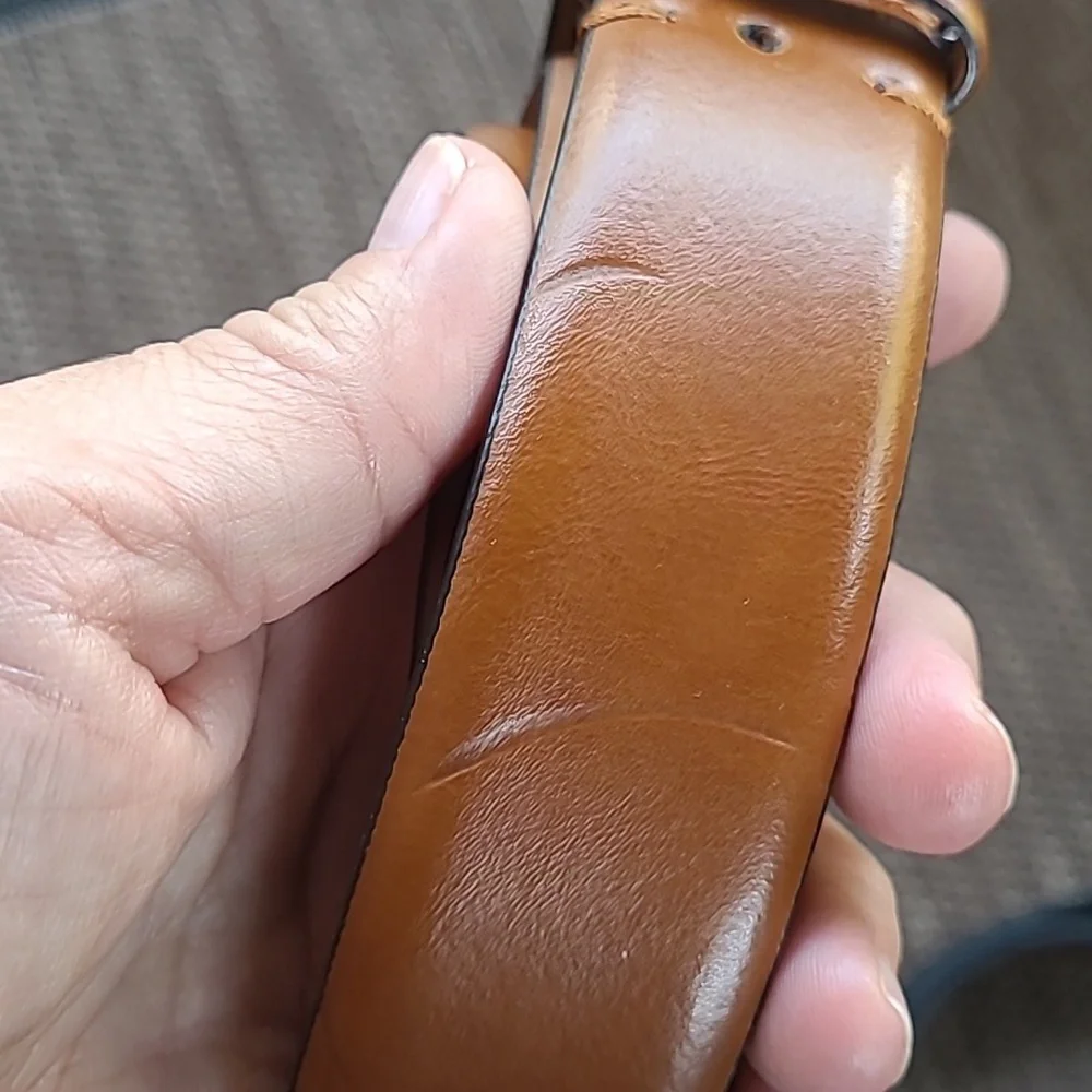 Trafalgar Cameron Leather Belt, Sz 34 (Has Flaws)